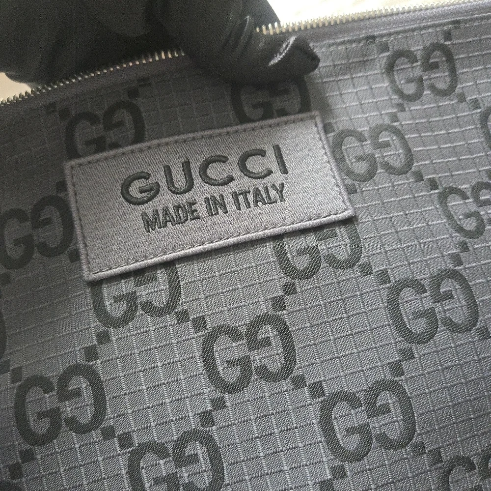 Gucci NWOT GG Monogram Ripstop Pouch Wristlet – Black Gray